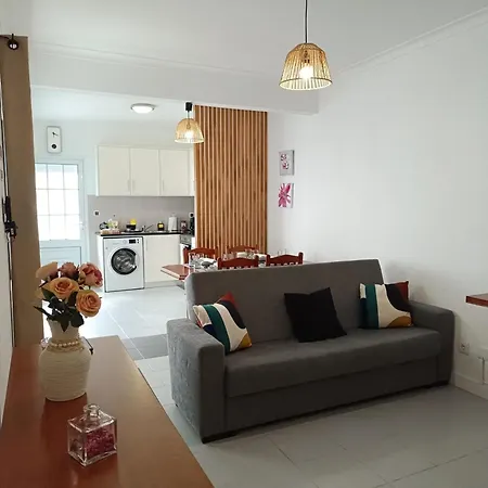 Nanda's House 아파트 *